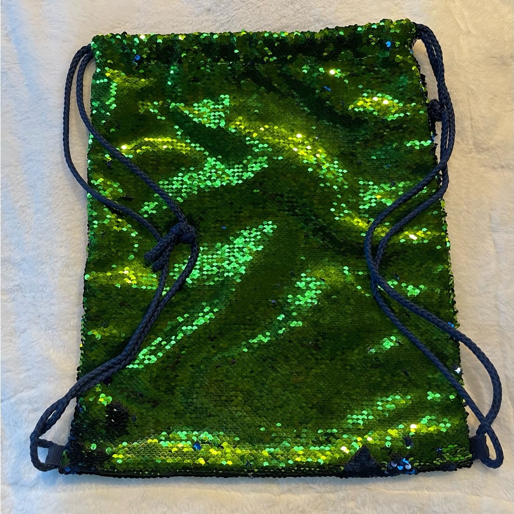 Sequin Cinch Pack